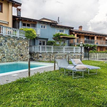 La Dolce Vita - Vista Lago E Piscina Parzanica ภายนอก รูปภาพ
