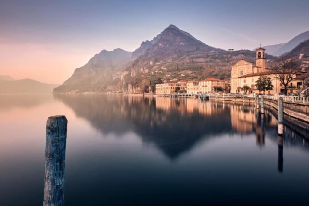 La Dolce Vita - Vista Lago E Piscina Parzanica ภายนอก รูปภาพ